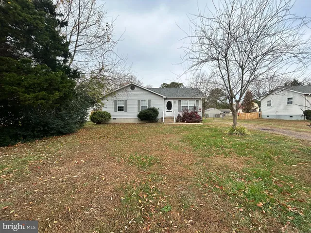 $2,000 | 217 Mimosa Avenue, Colonial Beach, VA 22443