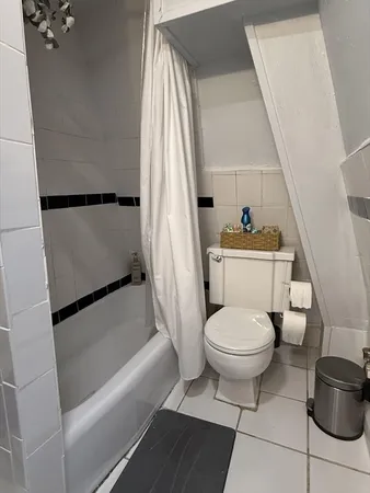 $2,600 | 6 Rice Street, Unit 3, Cambridge, MA 02140