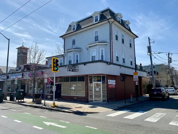 $2,600 | 6 Rice Street, Unit 3, Cambridge, MA 02140