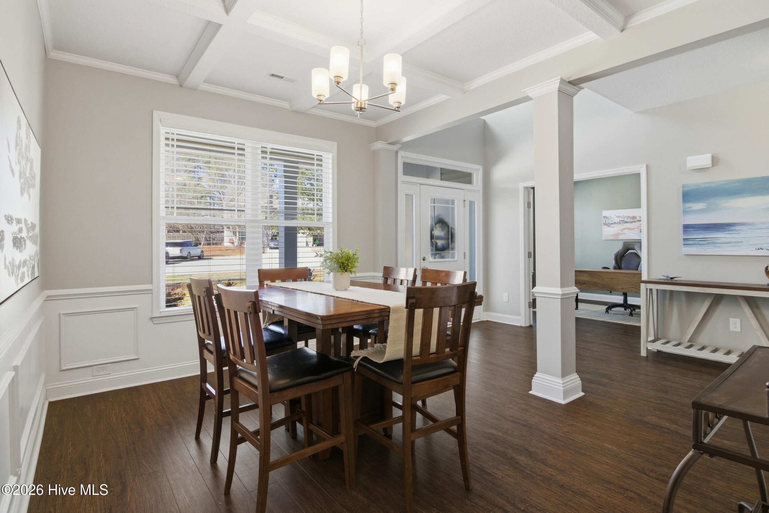 111 Lumis Court Hampstead, NC 28443 - Photo 11 of 68 11_dining 2