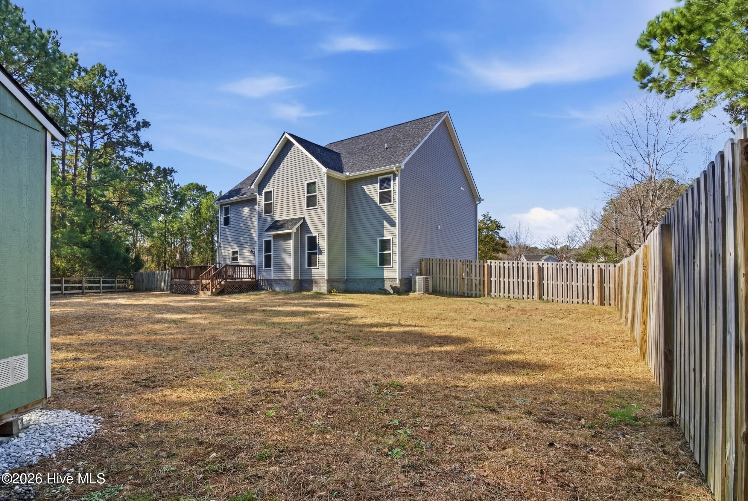 111 Lumis Court Hampstead, NC 28443 - Photo 58 of 68 18_backyard right