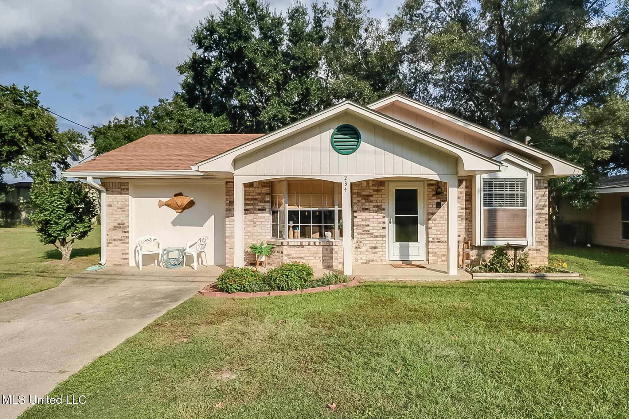 234 White Harbor Road Long Beach, MS 39560 - Photo 1 of 28 IMG_9804