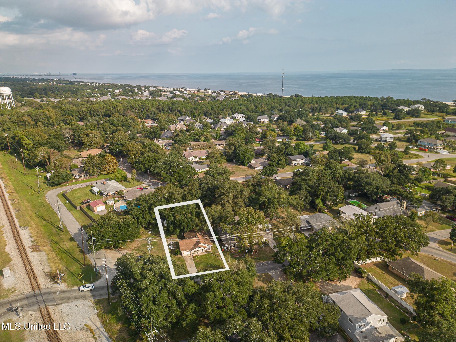 234 White Harbor Road Long Beach, MS 39560 - Photo 24 of 28 234-53z