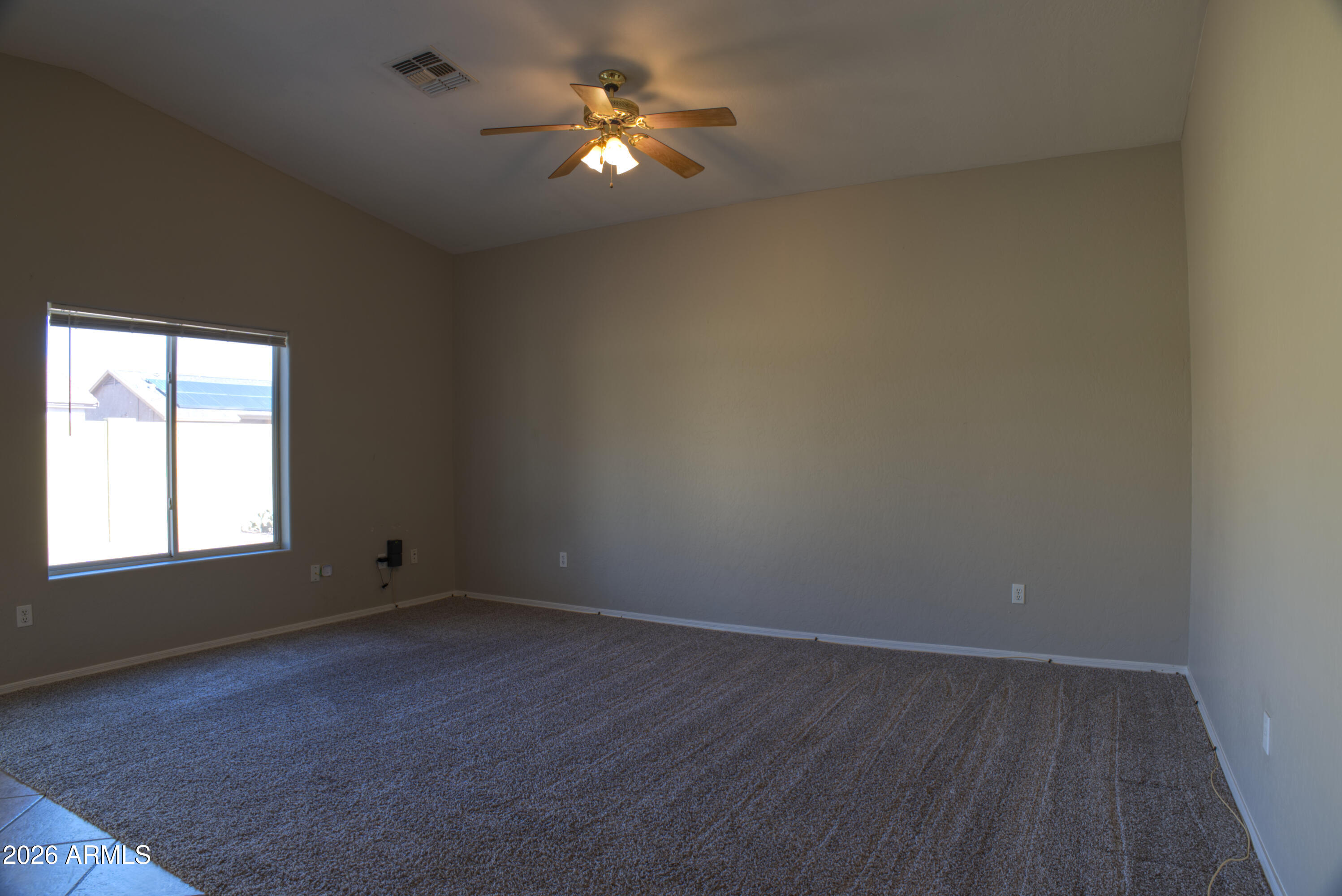 14575 Cababi Road Arizona City, AZ 85123 - Photo 17 of 24 Living room 1