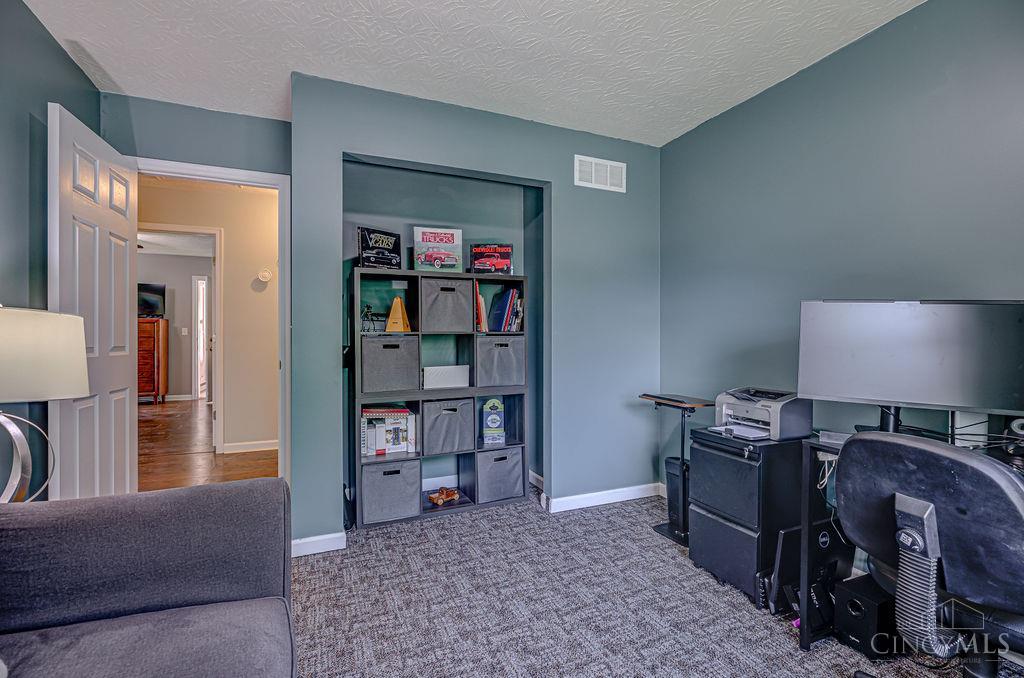1769 Resor Road Fairfield, OH 45014 - Photo 17 of 56 Gallery Image 17