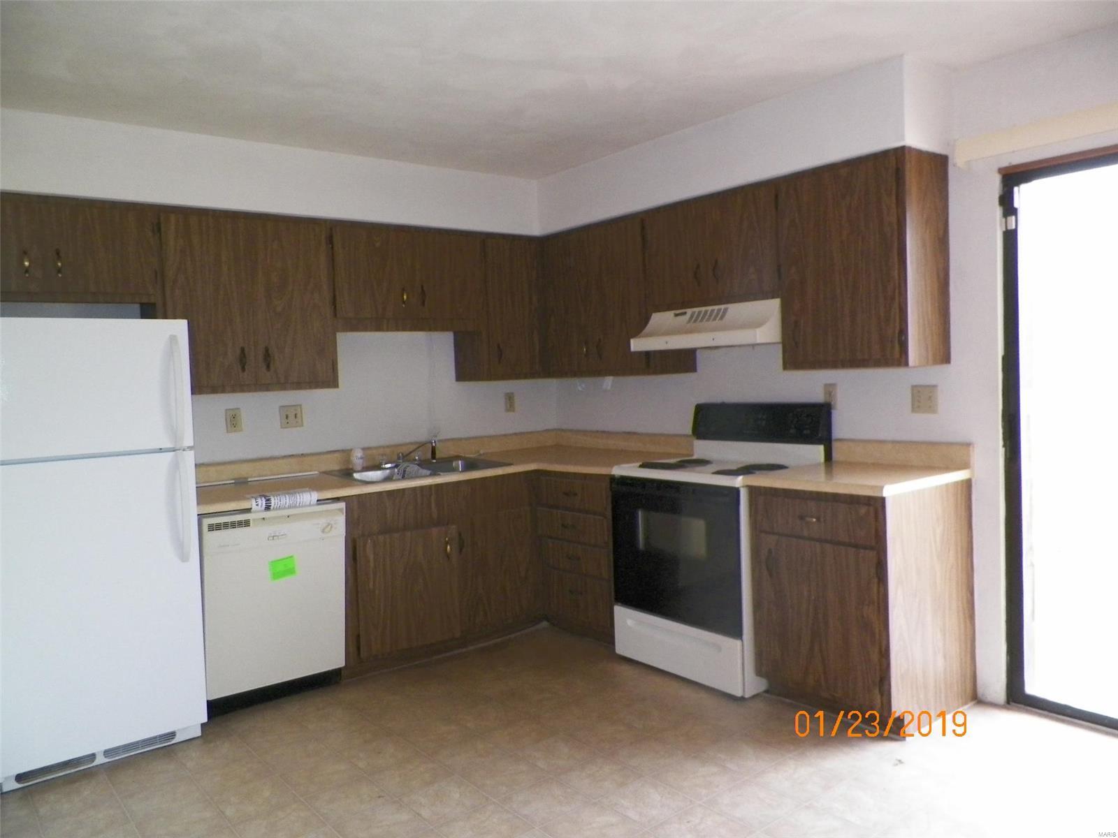 36 Kinney Drive Belleville, IL 62221 - Photo 5 of 18