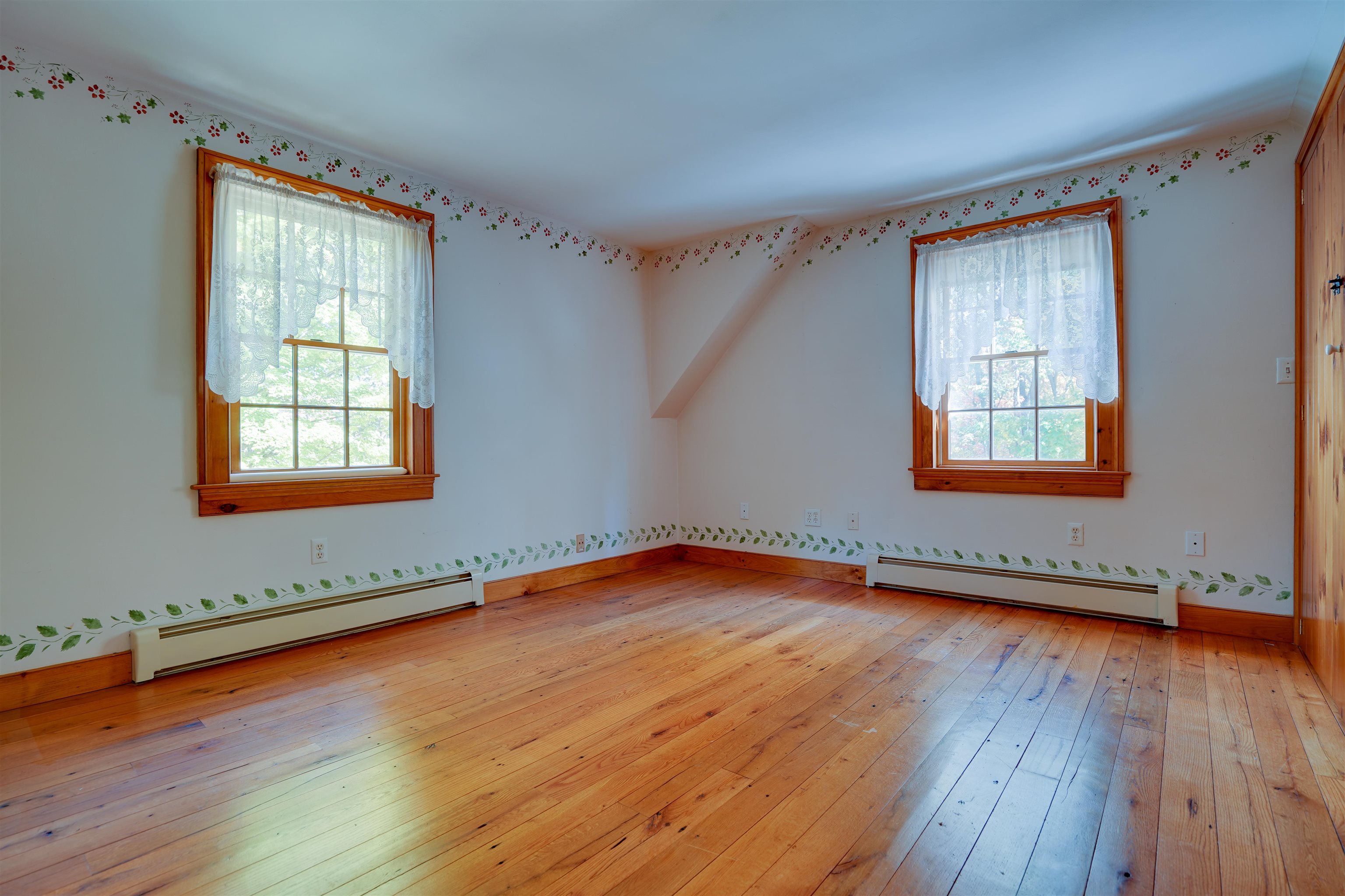 110 Bush Hill Road Pelham, NH 03076 - Photo 23 of 40 Gallery Image 23