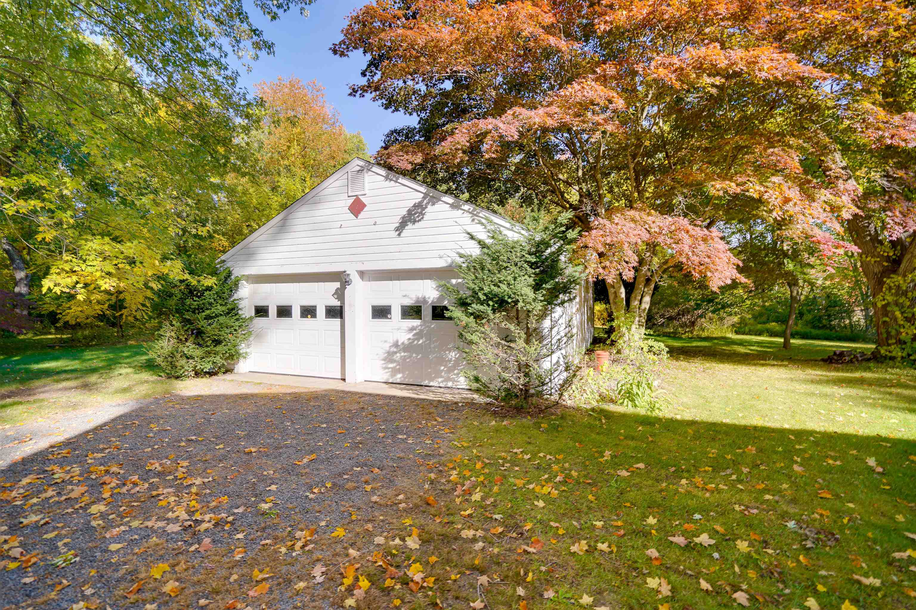 110 Bush Hill Road Pelham, NH 03076 - Photo 8 of 40 Gallery Image 8