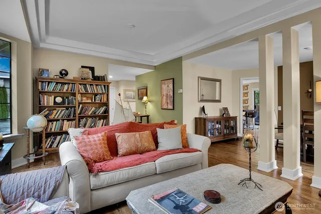 $1,499,000 | 1018 4th Avenue South, Edmonds, WA 98020