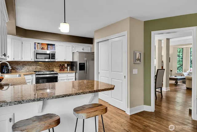 $1,499,000 | 1018 4th Avenue South, Edmonds, WA 98020