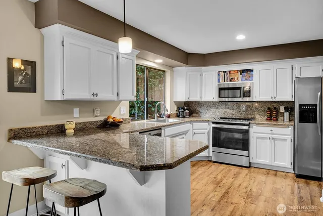 $1,499,000 | 1018 4th Avenue South, Edmonds, WA 98020