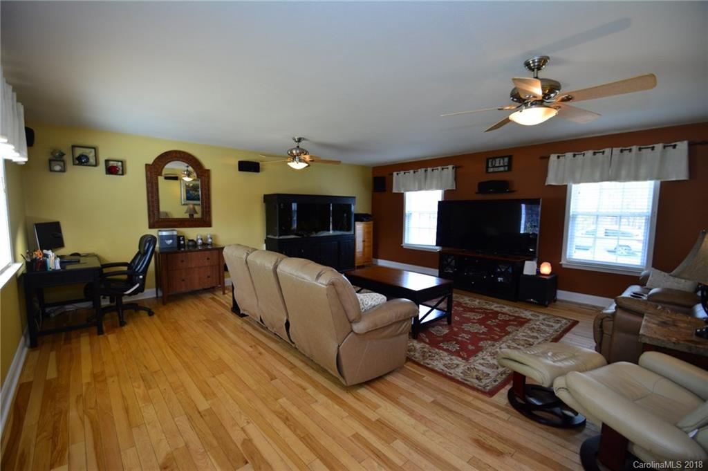 232 Oakmont Road, Unit 15 Stanley, NC 28164 - Photo 15 of 36 Gallery Image 15