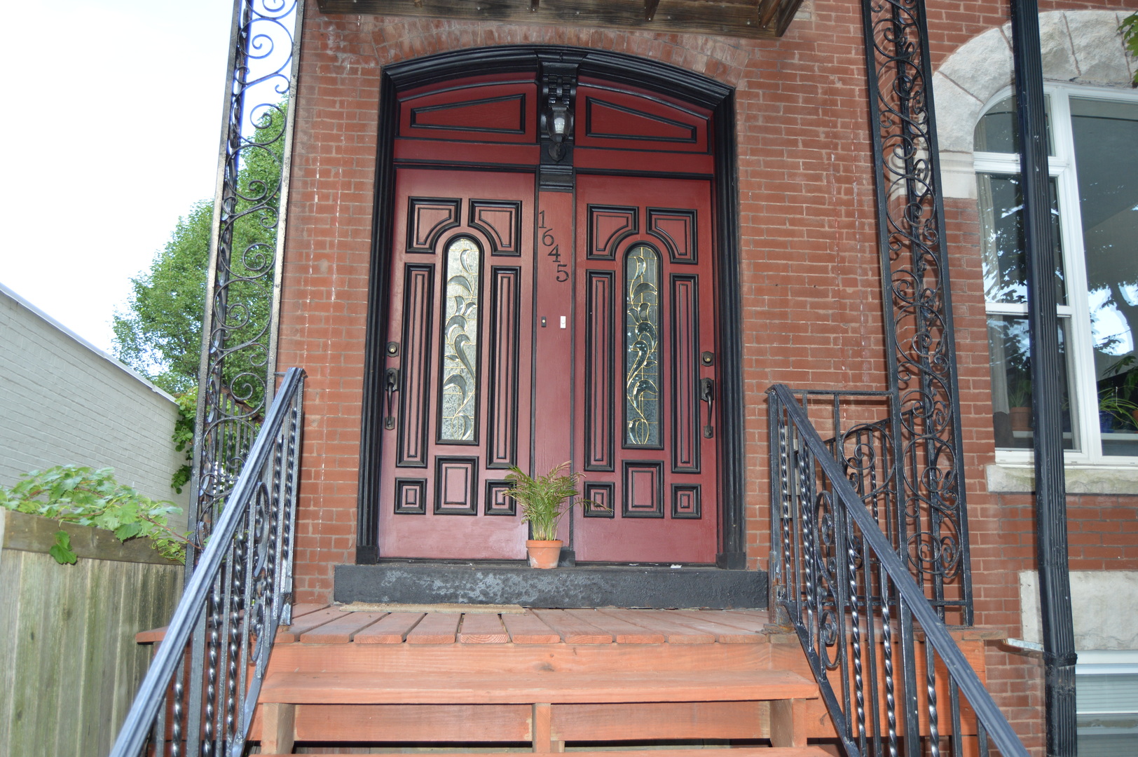 1645 North Bell Avenue Chicago, IL 60647 - Photo 4 of 39