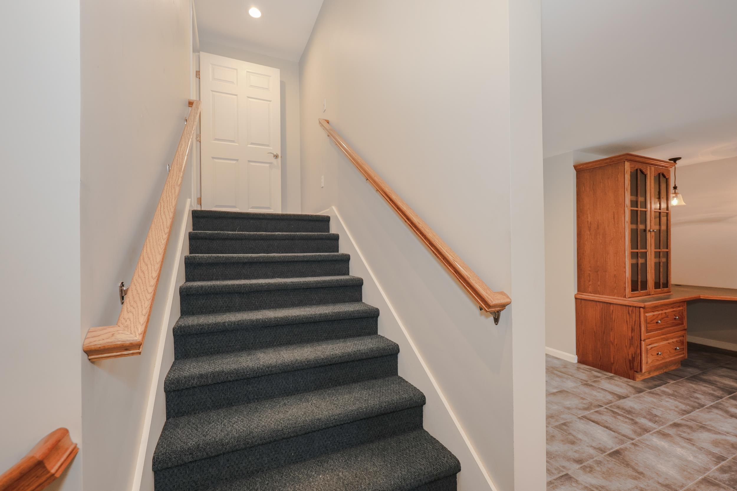 55 Holbrook Hill Road Bedford, NH 03110 - Photo 33 of 43