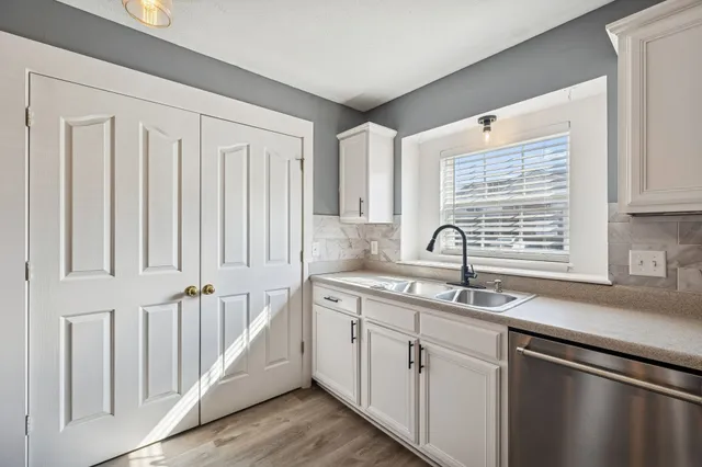 $279,900 | 306 Arapaho Drive, Murfreesboro, TN 37128