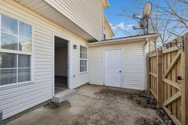 $279,900 | 306 Arapaho Drive, Murfreesboro, TN 37128