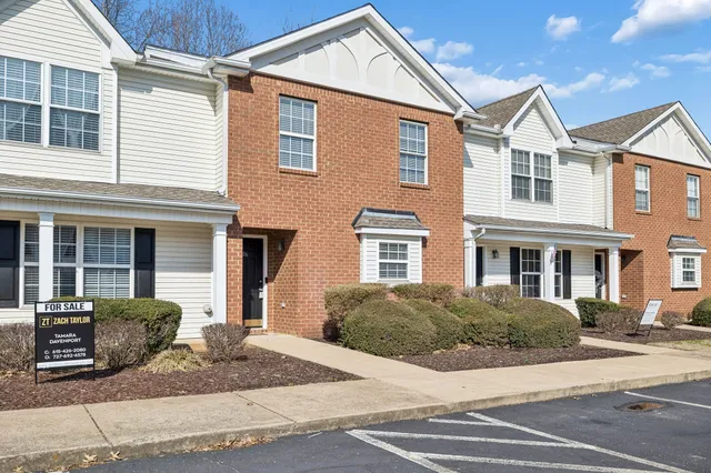 $279,900 | 306 Arapaho Drive, Murfreesboro, TN 37128