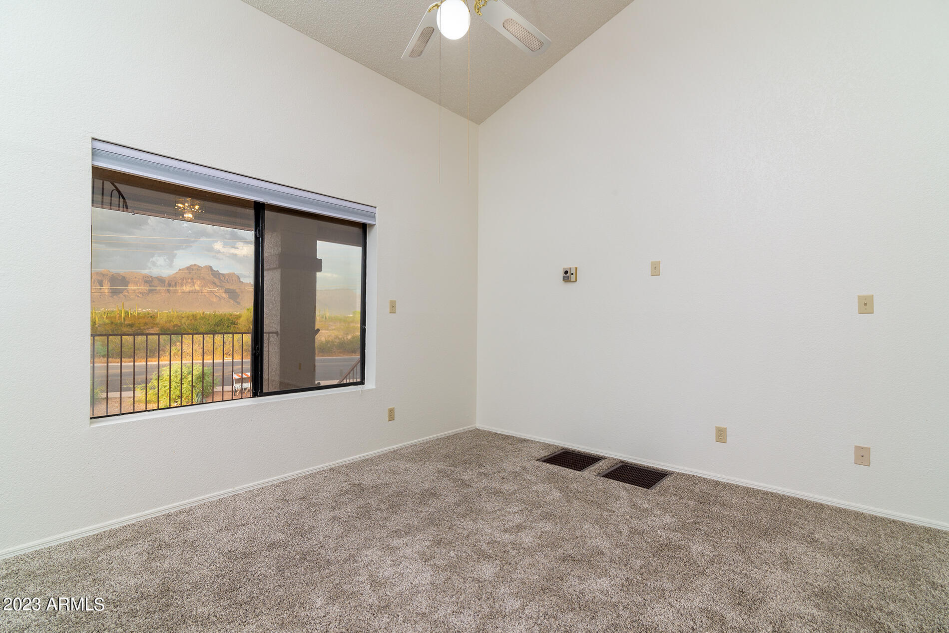 1440 North Idaho Road, Unit 2081 Apache Junction, AZ 85119 - Photo 6 of 55 DSC_9985