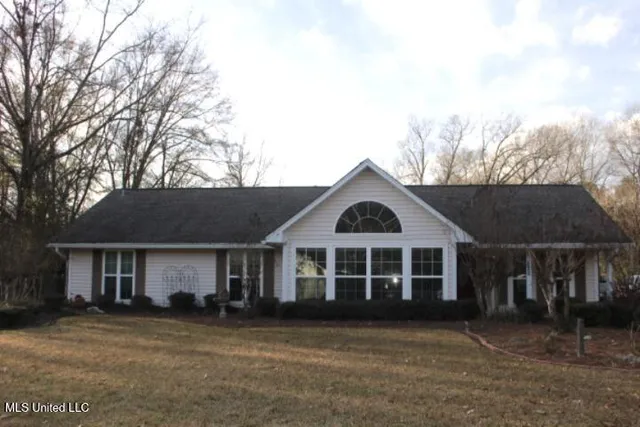 $259,900 | 520 Hunters Creek Circle, Madison, MS 39110