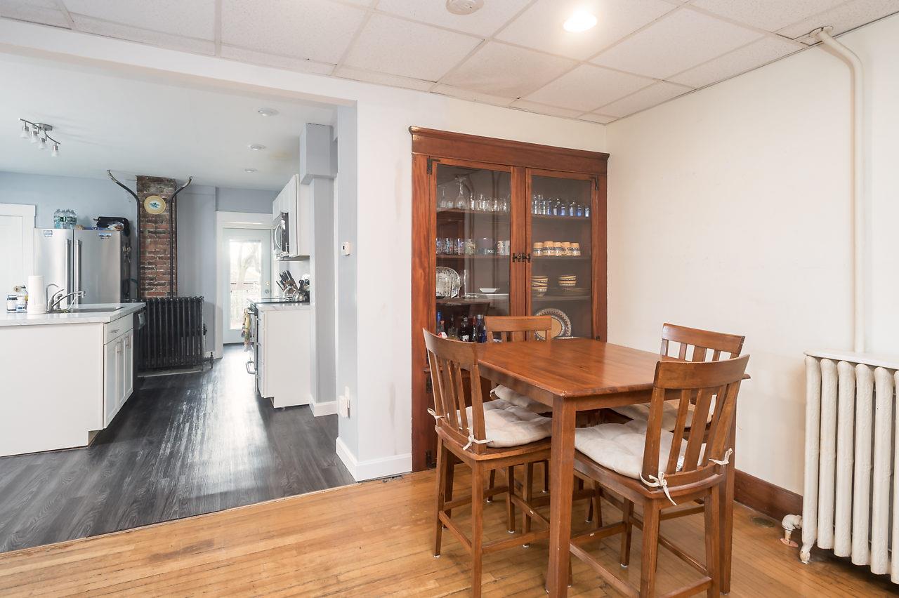 19 Myrtle Street Rochester, NH 03867 - Photo 7 of 36
