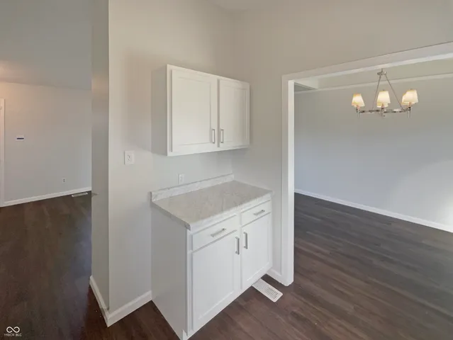 $256,000 | 527 South Grant Street, Brownsburg, IN 46112