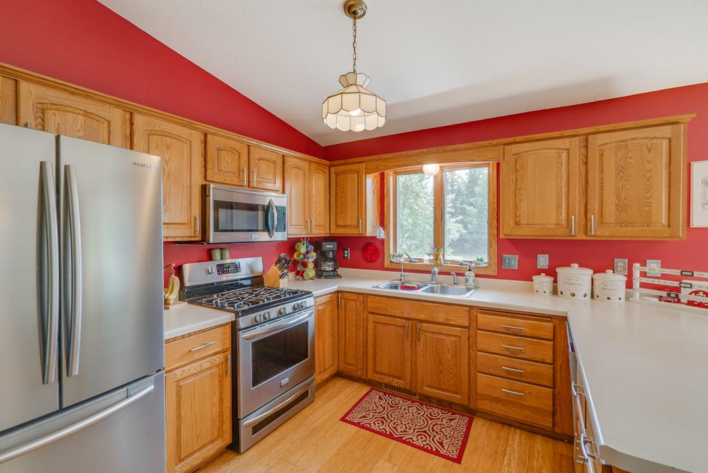 812 Moonbeam Road West Hudson, WI 54016 - Photo 14 of 43 Gallery Image 14