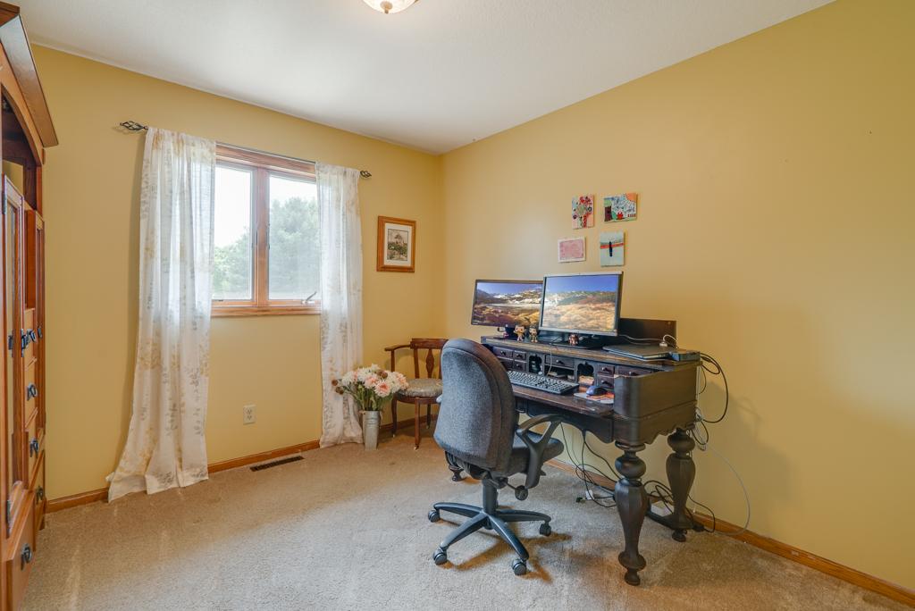 812 Moonbeam Road West Hudson, WI 54016 - Photo 23 of 43 Gallery Image 23