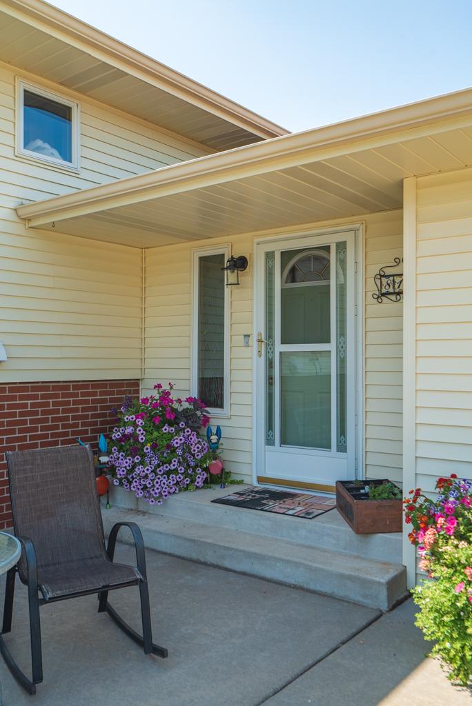 812 Moonbeam Road West Hudson, WI 54016 - Photo 7 of 43 Gallery Image 7