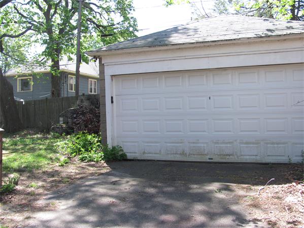49 Sagamore Road Worcester, MA 01609 - Photo 5 of 16 Gallery Image 5