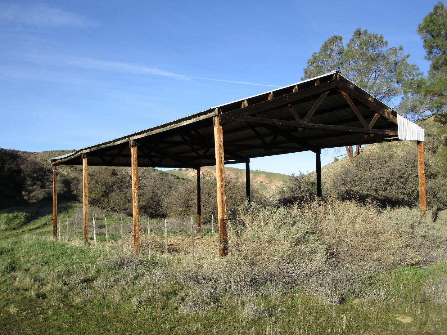 19825 New Idria Road Paicines, CA 95043 - Photo 20 of 35 Gallery Image 20