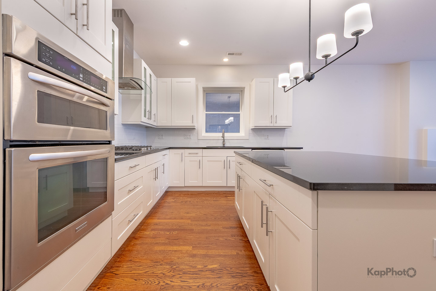 1242 West Jackson Boulevard, Unit 2E Chicago, IL 60607 - Photo 13 of 27