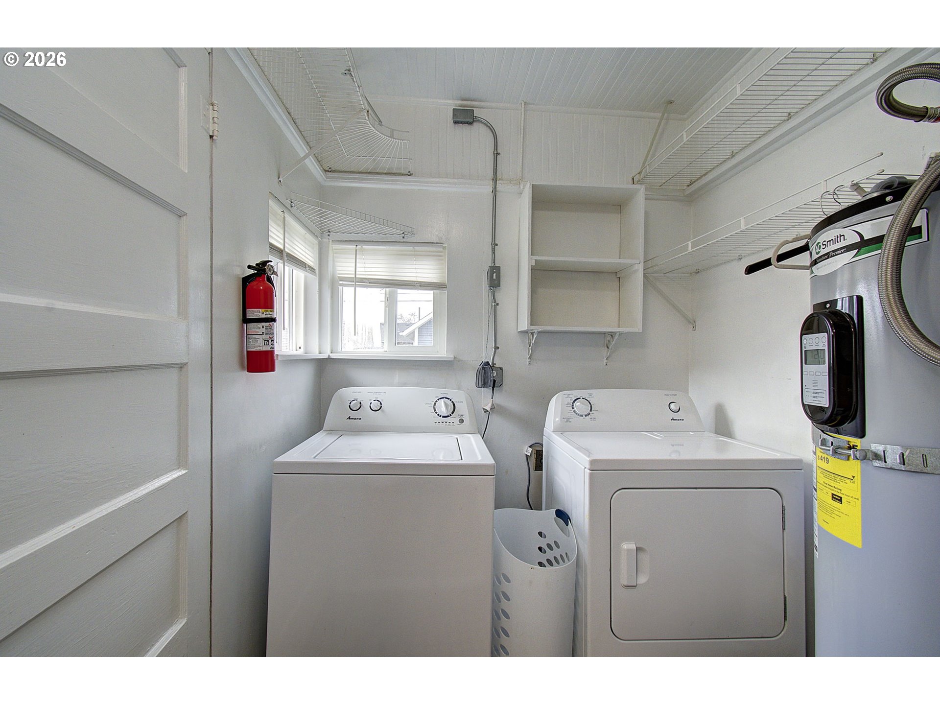 551 19th Avenue Longview, WA 98632 - Photo 18 of 31 Utility Room