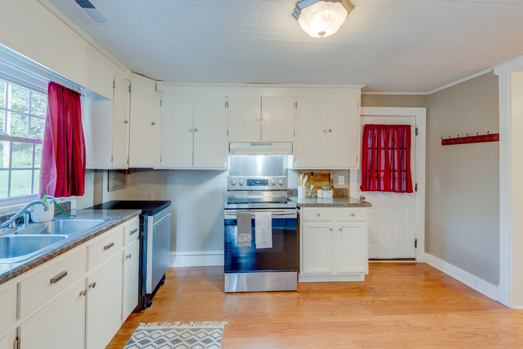 5585 Gaskill Branch Road Santa Fe, TN 38482 - Photo 8 of 30 Gallery Image 8