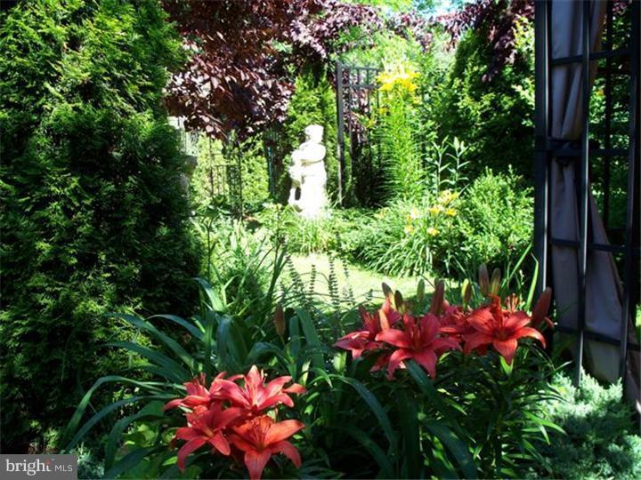 2000 Aquetong Road New Hope, PA 18938 - Photo 5 of 13 Gallery Image 5