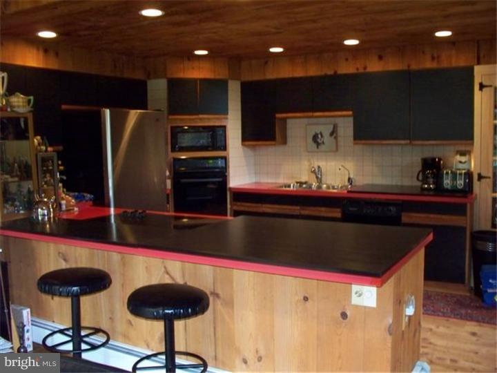 2000 Aquetong Road New Hope, PA 18938 - Photo 7 of 13 Gallery Image 7