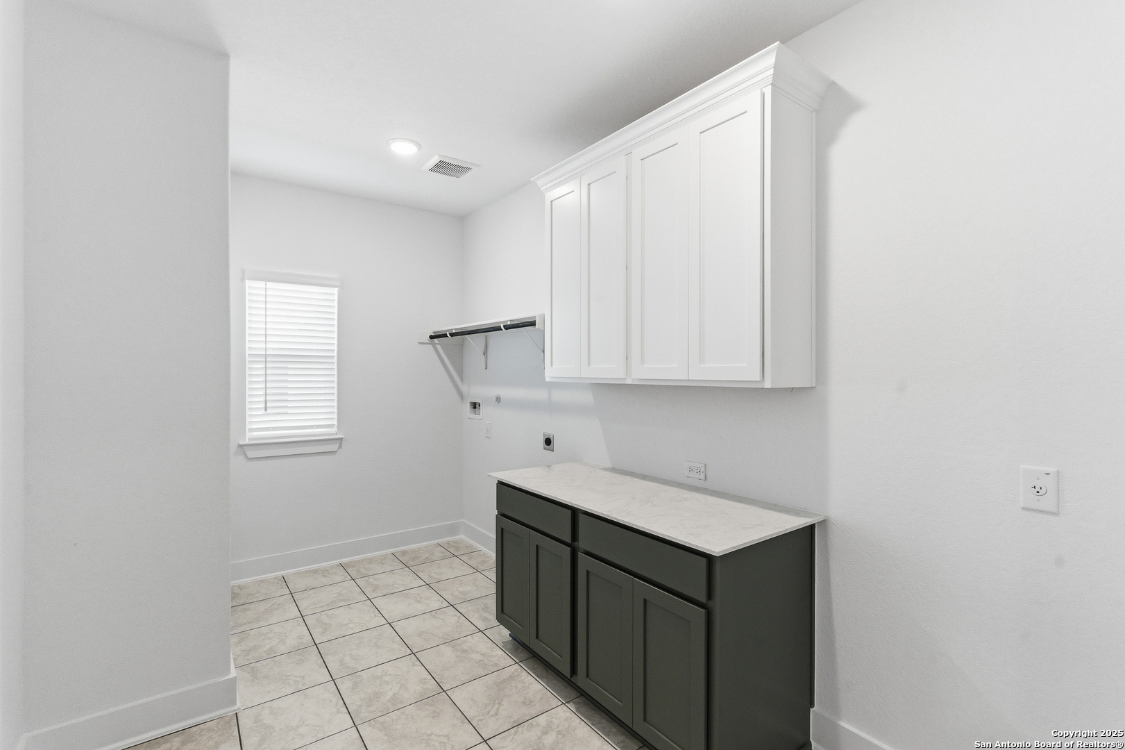 539 Caliban Cibolo, TX 78108 - Photo 34 of 38