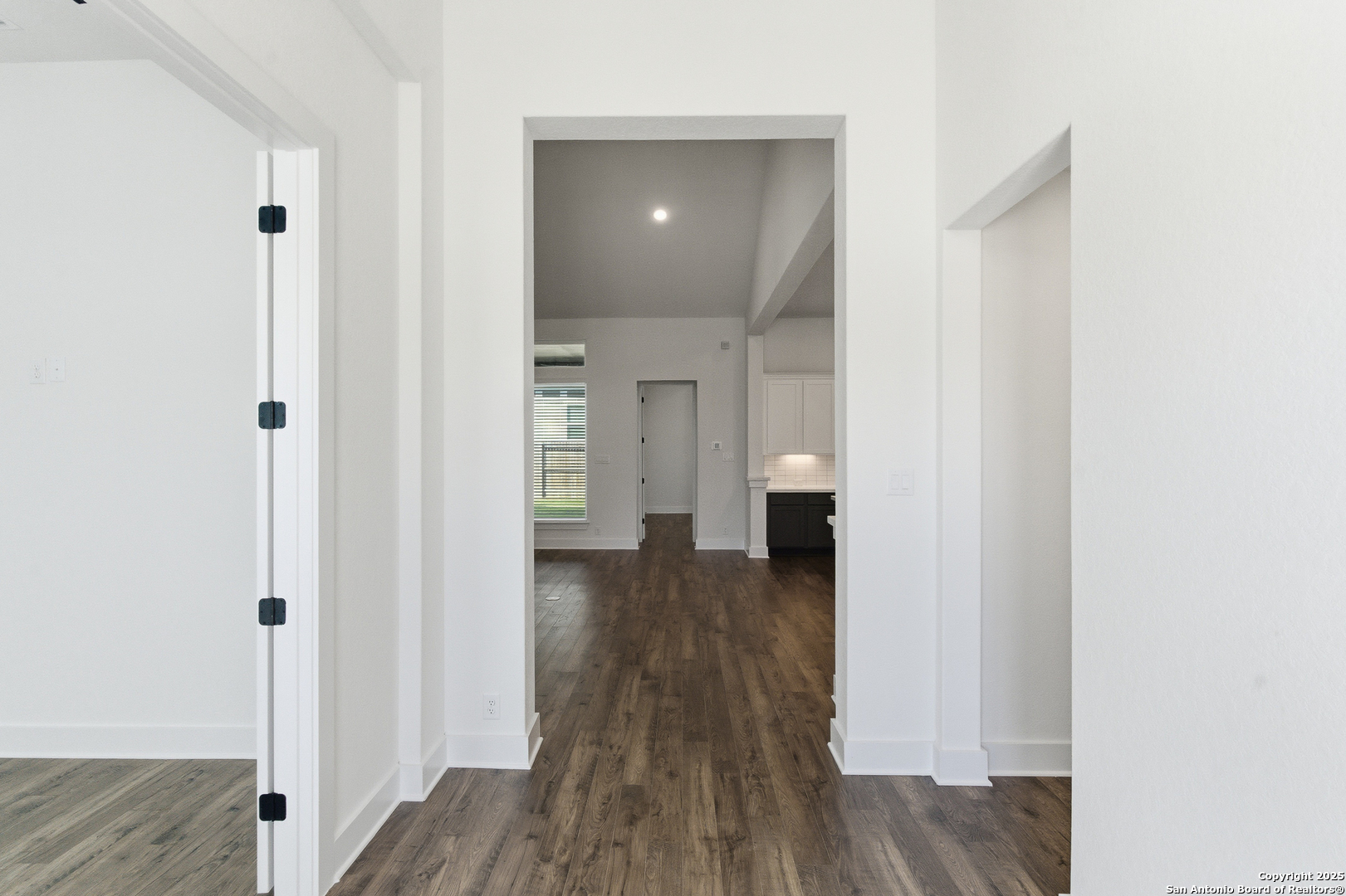 539 Caliban Cibolo, TX 78108 - Photo 7 of 38