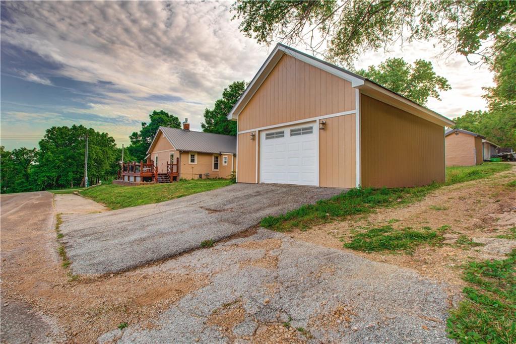 300 West 3rd Street Freeman, MO 64746 - Photo 5 of 32