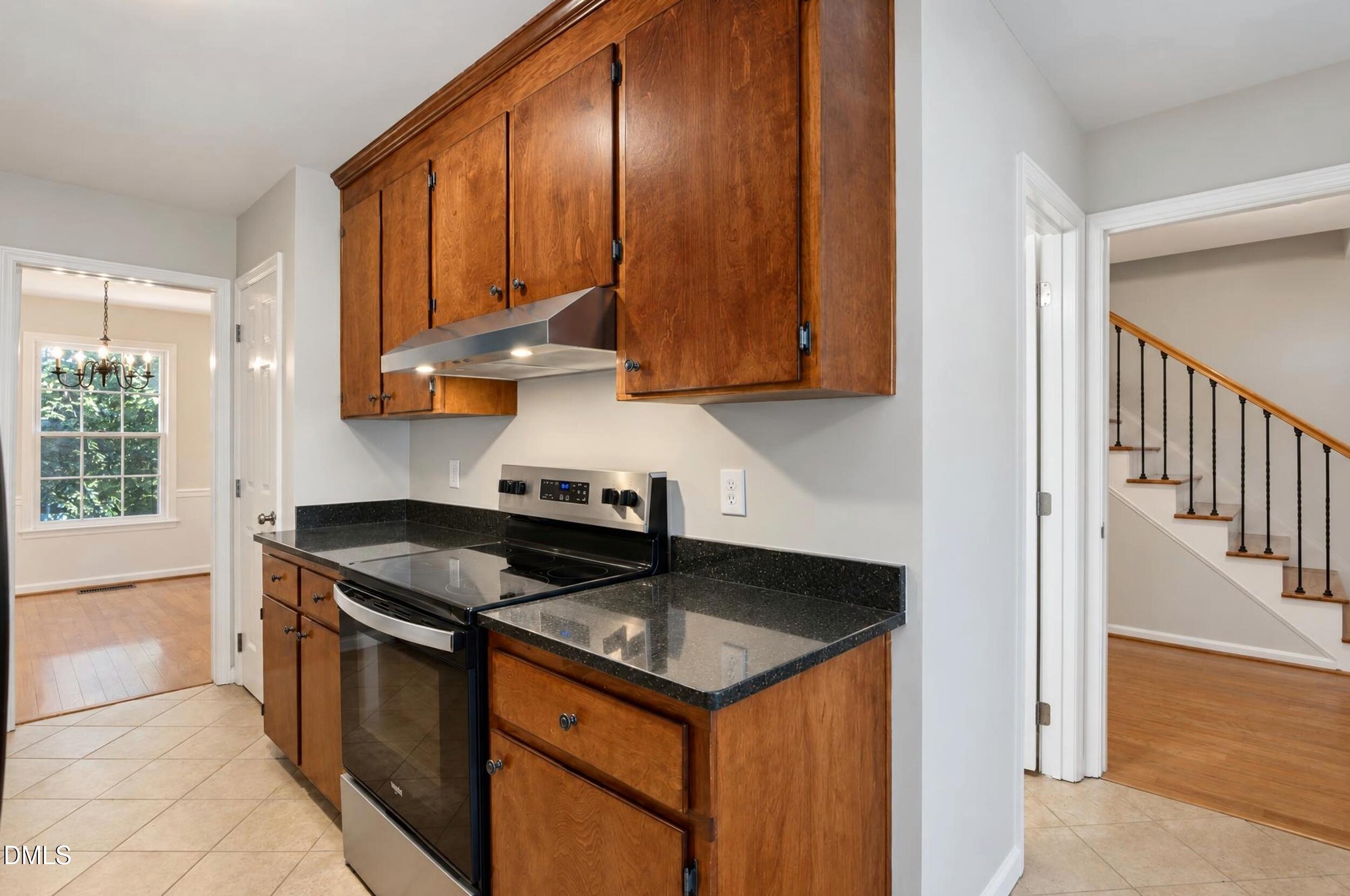 2860 Wycliff Road Raleigh, NC 27607 - Photo 15 of 34 14_dsc_1475__c10_c_high2048