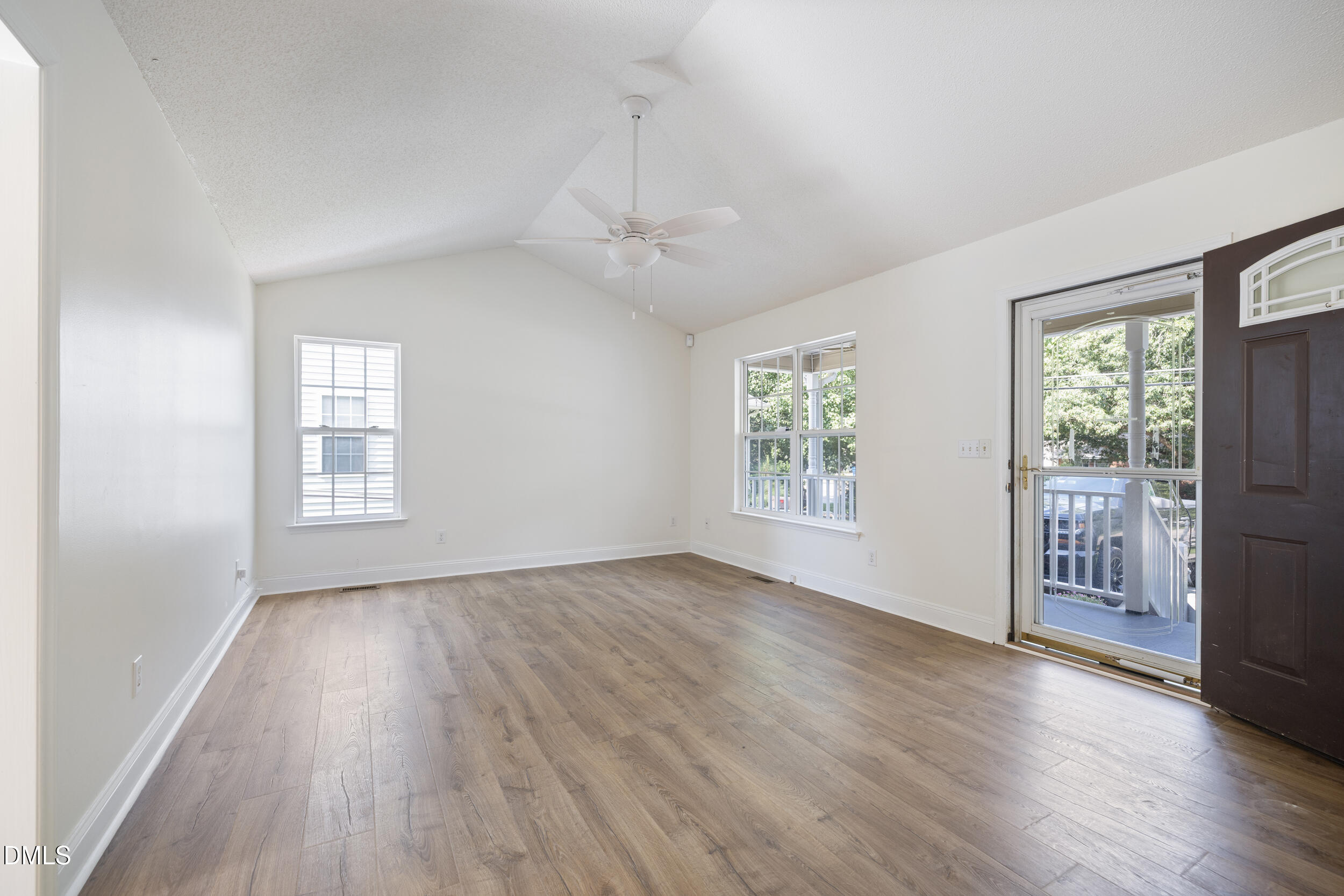 719 Lynn Road Durham, NC 27703 - Photo 7 of 34 HN9A8671_pro_2500x1667