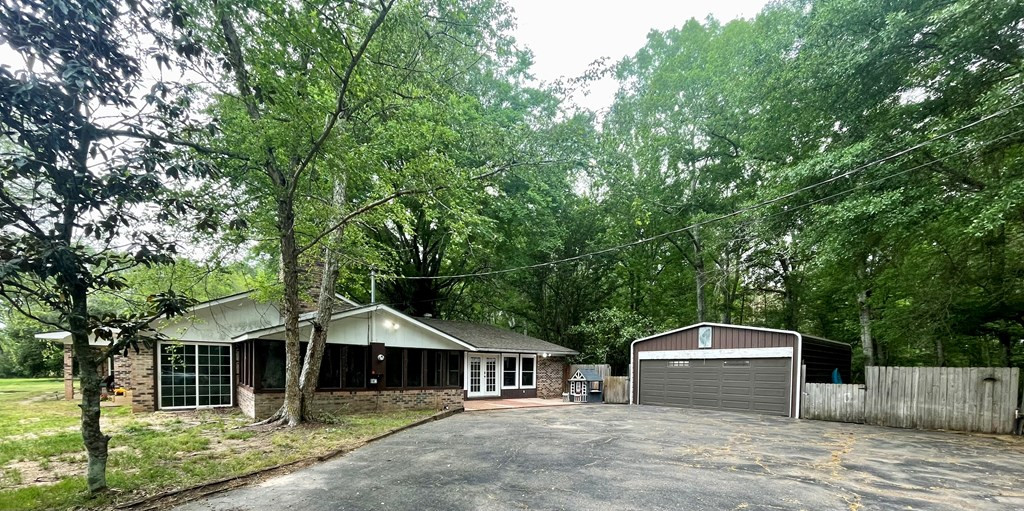305 Garrett Road Silver Creek, MS 39663 - Photo 5 of 30 Photo 5