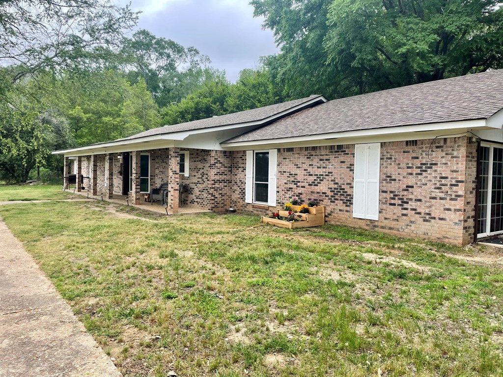 305 Garrett Road Silver Creek, MS 39663 - Photo 6 of 30 Photo 6