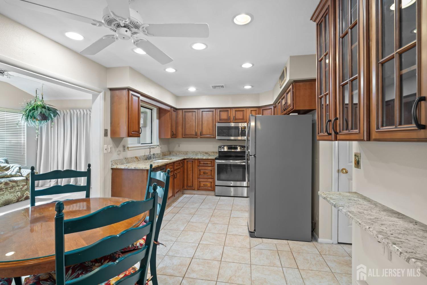 620A Deal Road, Unit 620A Monroe Township, NJ 08831 - Photo 16 of 34 Gallery Image 16