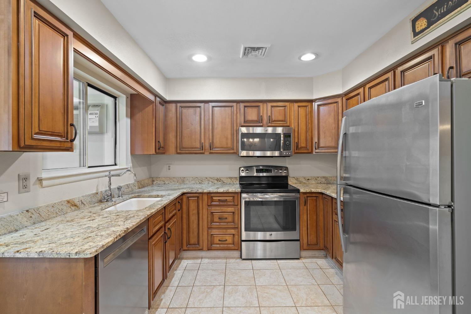 620A Deal Road, Unit 620A Monroe Township, NJ 08831 - Photo 17 of 34 Gallery Image 17