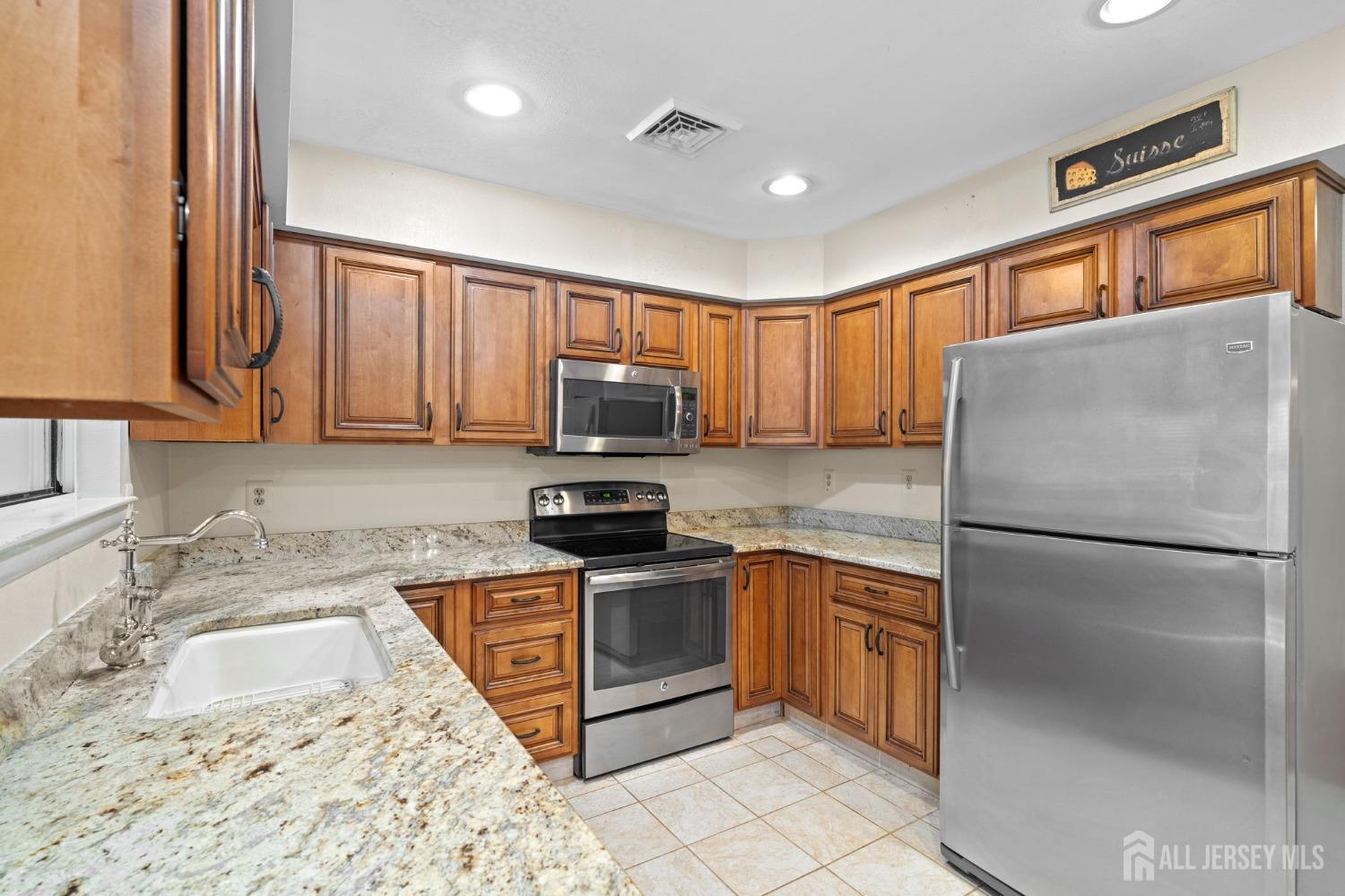 620A Deal Road, Unit 620A Monroe Township, NJ 08831 - Photo 18 of 34 Gallery Image 18