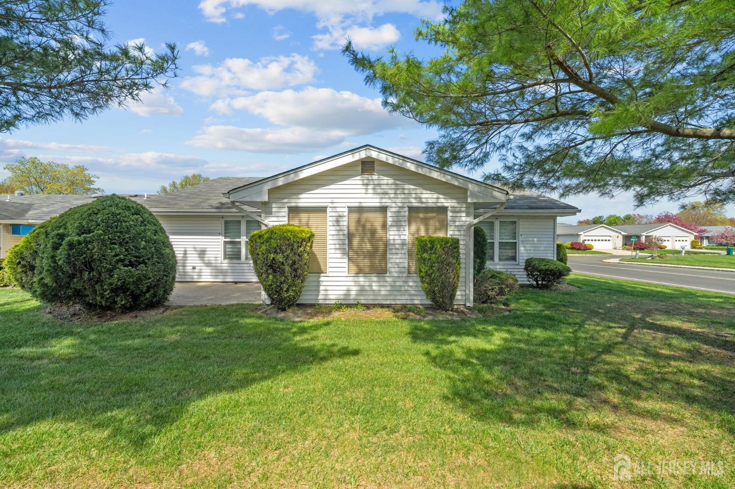 620A Deal Road, Unit 620A Monroe Township, NJ 08831 - Photo 7 of 34 Gallery Image 7