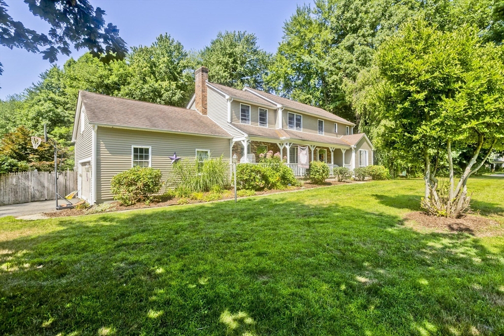 82 Pilgrim Road East Longmeadow, MA 01028 - Photo 4 of 42