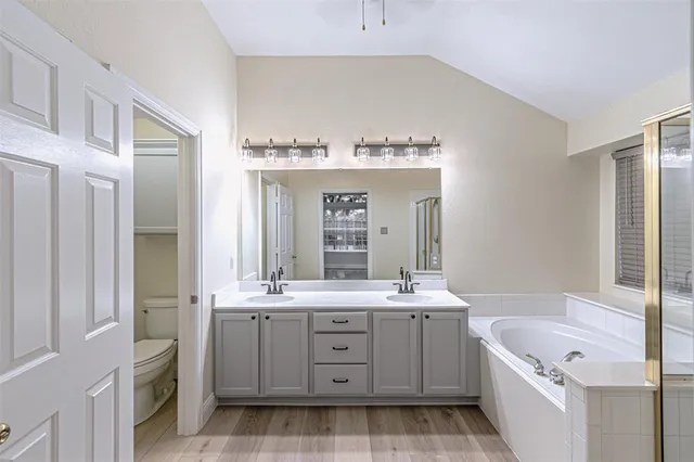 $3,100 | 10601 Robincreek Lane, Frisco, TX 75035