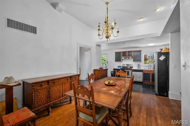 $170,000 | 6446 Virginia Avenue, St. Louis, MO 63111