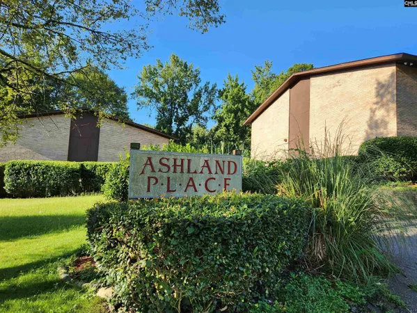 $1,045 | 721 Deerwood Street, Unit A, Columbia, SC 29205